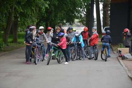 Les CM2 font du deux roues !