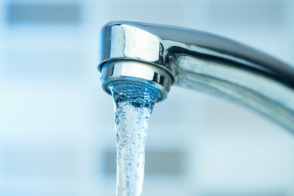 Parents, évitez de donner de l’eau du robinet à vos nourrissons